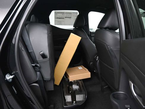 Certified 2025 Hyundai Santa Cruz SEL image 12