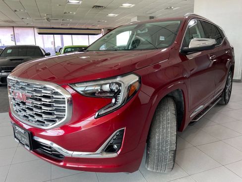 Used 2018 GMC Terrain Denali w/ LPO, 'HIT The Road' Package image 3