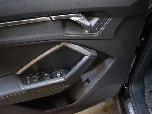 Used 2020 Audi Q3 2.0T Premium Plus w/ Premium Plus Package image 21