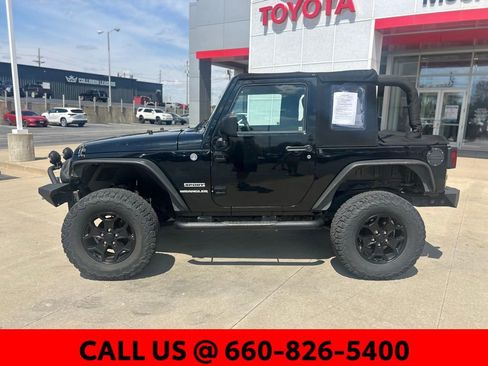 Used 2013 Jeep Wrangler Sport image 8