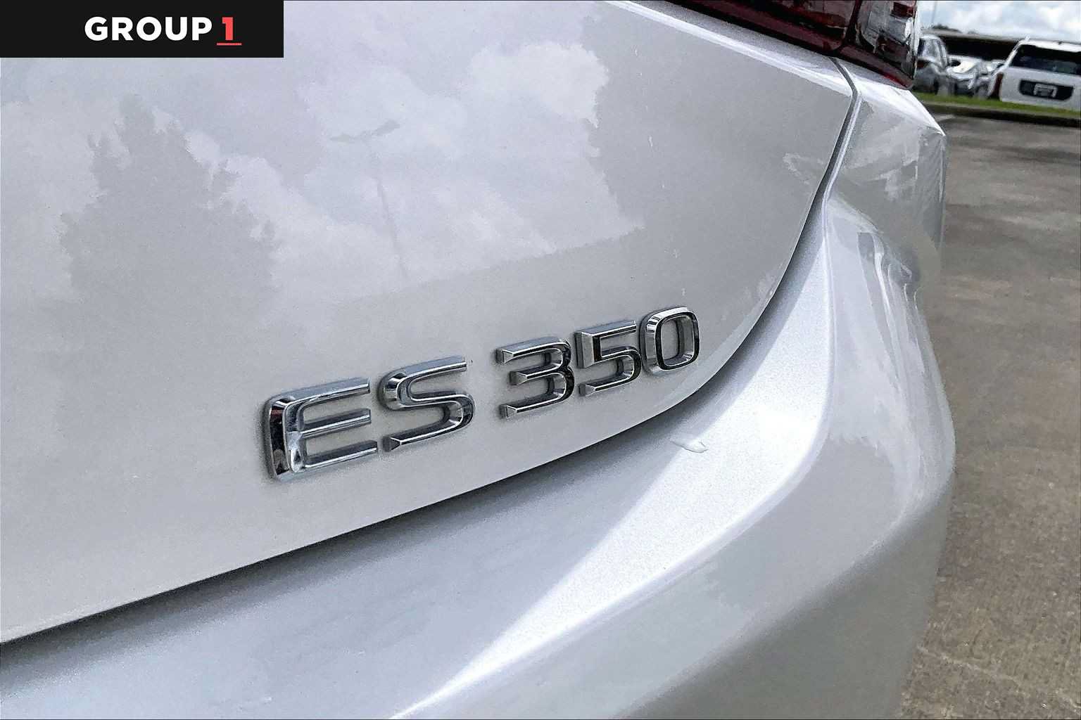 Used 2024 Lexus ES 350 w/ Premium Package FWD image 28