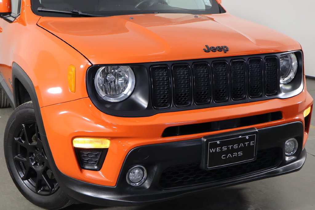 Used 2020 Jeep Renegade Altitude w/ UConnect 8.4 Nav Group AWD/4WD image 44