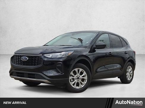 Used 2025 Ford Escape Active image 1