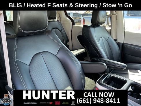 Used 2024 Chrysler Pacifica Touring-L FWD image 47