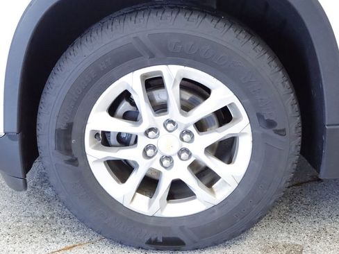 Used 2018 Chevrolet Traverse LT AWD/4WD image 14