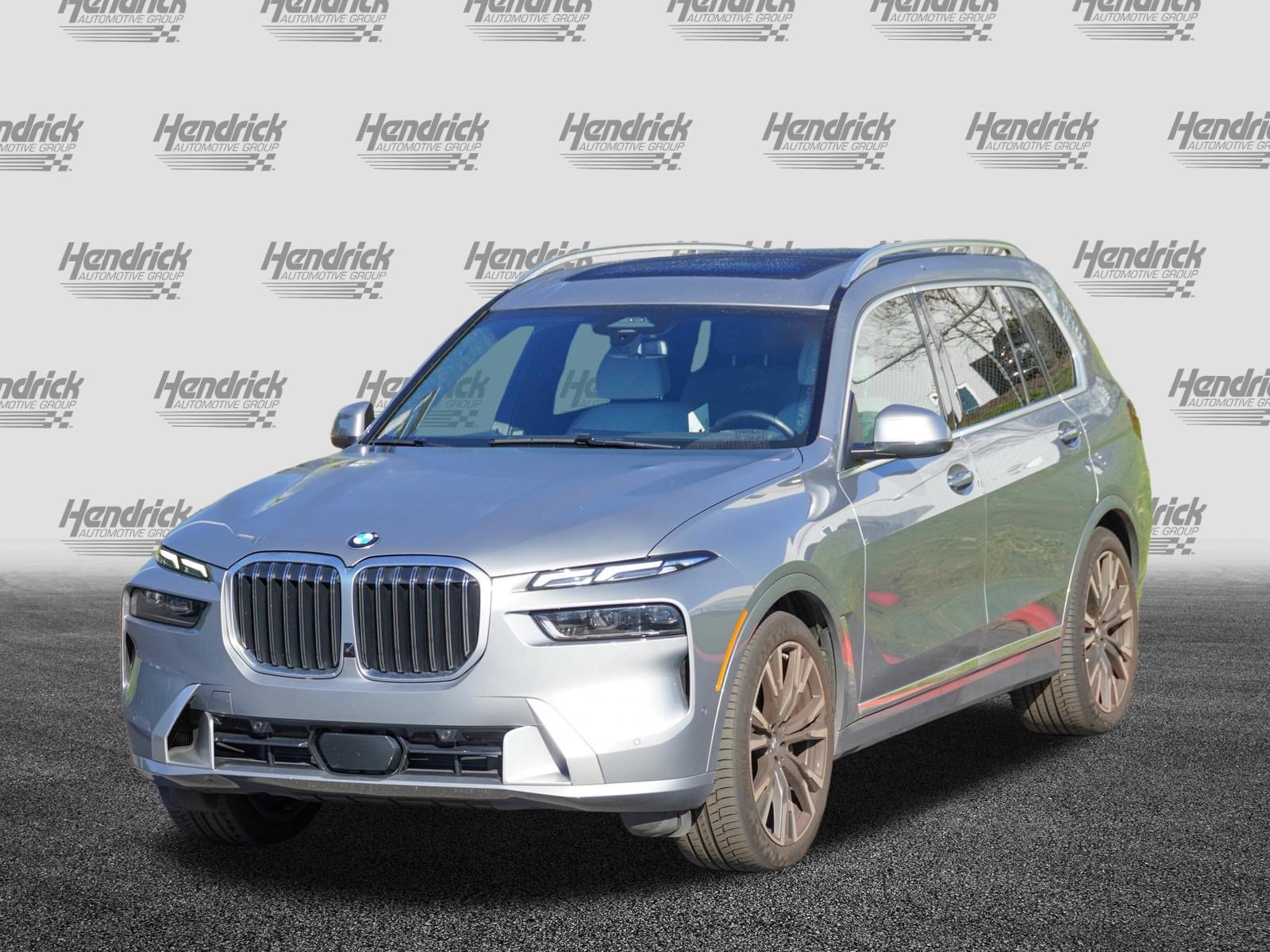 Certified 2024 BMW X7 xDrive40i w/ Premium Package AWD/4WD image 5