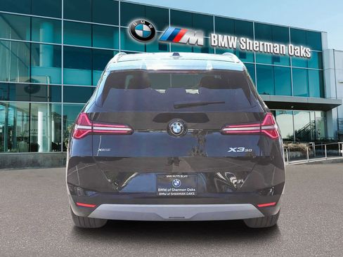Used 2025 BMW X3 xDrive30i w/ Convenience Package image 5
