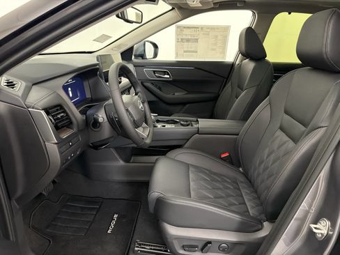 New 2026 Nissan Rogue Platinum AWD/4WD image 14