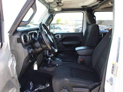 Used 2022 Jeep Wrangler Unlimited Sport AWD/4WD image 31