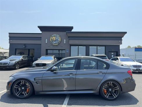 Used 2017 BMW M3 RWD image 3