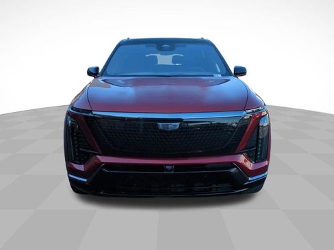 Used 2026 Cadillac Vistiq Sport AWD/4WD image 2
