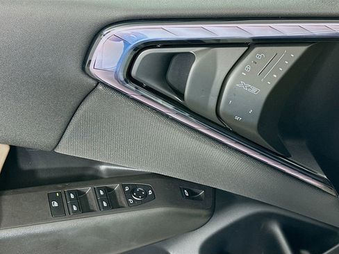 Used 2025 BMW X3 xDrive30i w/ Convenience Package AWD/4WD image 17