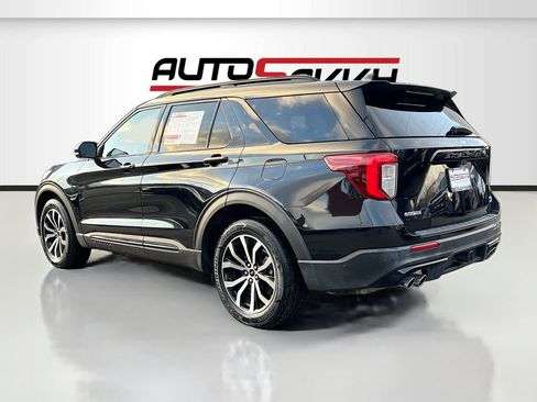 Used 2020 Ford Explorer ST image 5