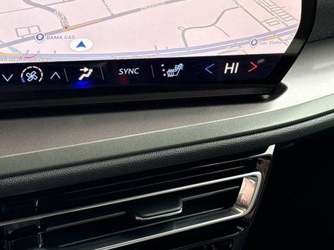 New 2026 Chevrolet Traverse LT w/ LPO, Floor Liner Package image 23