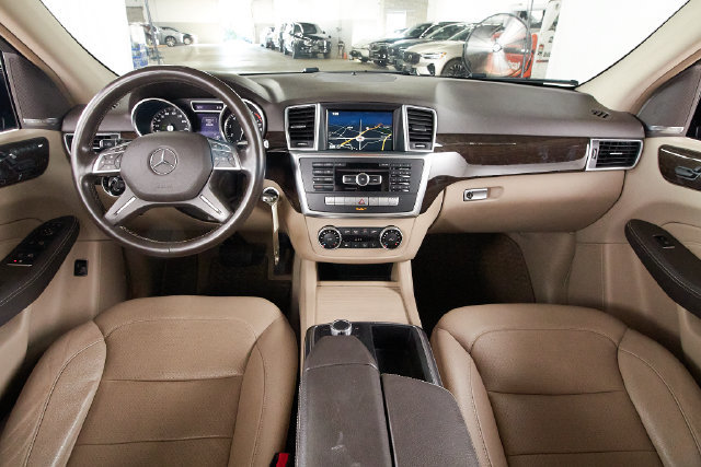 Used 2015 Mercedes-Benz ML 350 4MATIC image 7