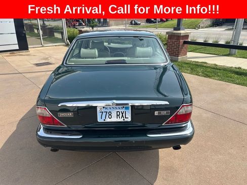 Used 1998 Jaguar XJ8 RWD image 29