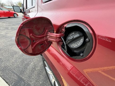 Used 2016 Jeep Patriot High Altitude image 30