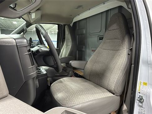 New 2025 Chevrolet Express 3500 w/ Power Convenience Package image 11