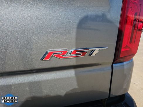 Used 2023 Chevrolet Silverado 1500 RST w/ LPO, Dark Essentials Package RWD image 7