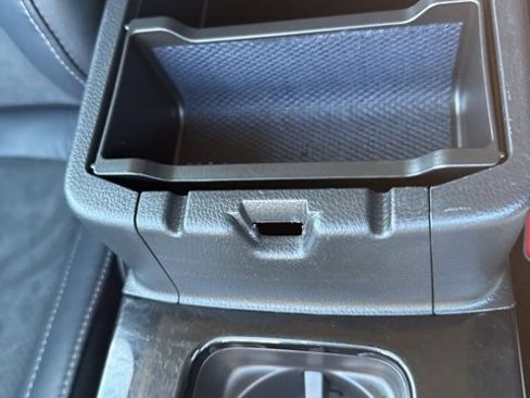 Used 2024 Mitsubishi Eclipse Cross SE image 33