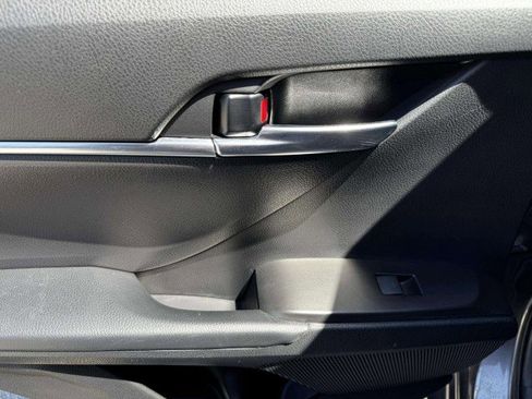 Used 2024 Toyota Camry SE image 34