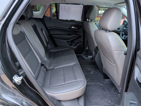 Certified 2024 Chevrolet Trax ACTIV w/ Sunroof Package FWD image 22