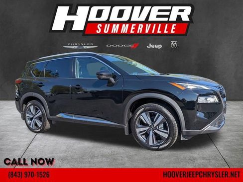 Used 2023 Nissan Rogue SL image 1