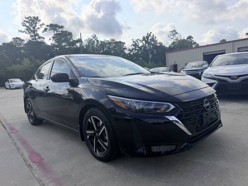 Used 2025 Nissan Sentra SV w/ Trunk Package FWD image 4
