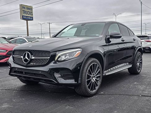Used 2019 Mercedes-Benz GLC 300 4MATIC Coupe image 3