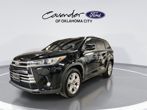 Used 2018 Toyota Highlander Limited image 4