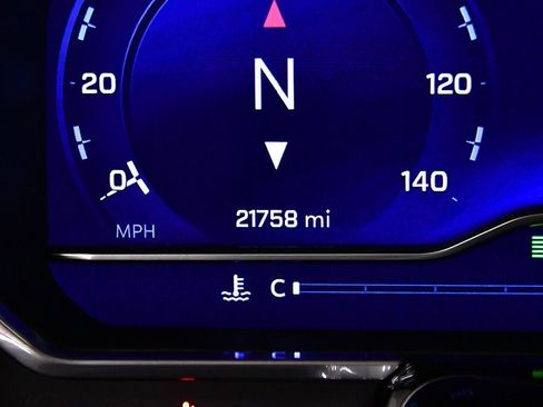 Used 2023 Chevrolet Silverado 1500 RST image 18