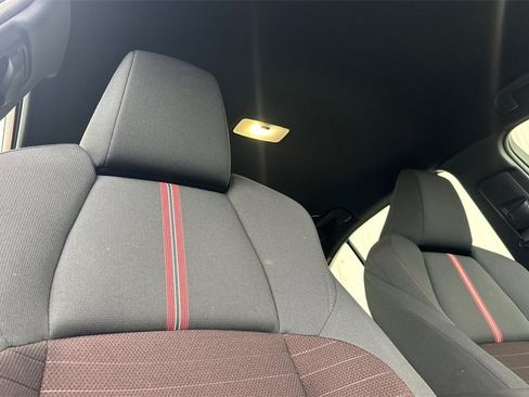 Used 2023 Toyota Corolla SE image 17