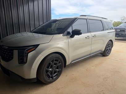 Used 2025 Kia Carnival SX Prestige