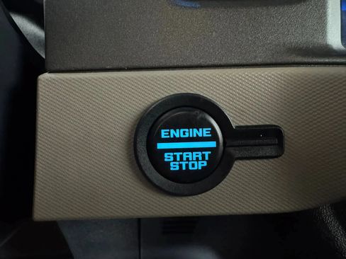 Used 2022 Ford Bronco Wildtrak AWD/4WD image 17