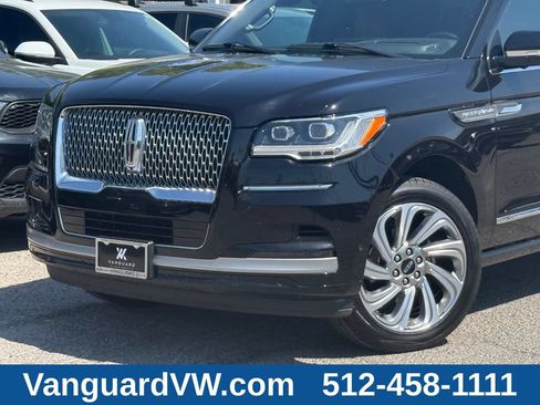 Used 2024 Lincoln Navigator L Reserve AWD/4WD image 2