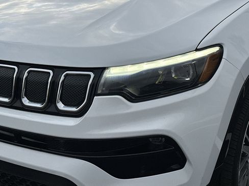 Used 2022 Jeep Compass Limited w/ Elite Group image 11