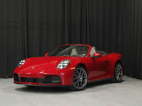 Certified 2025 Porsche 911 Carrera RWD image 26