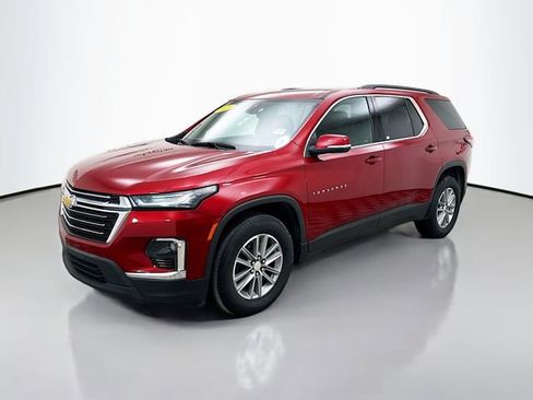 Used 2023 Chevrolet Traverse LT image 4