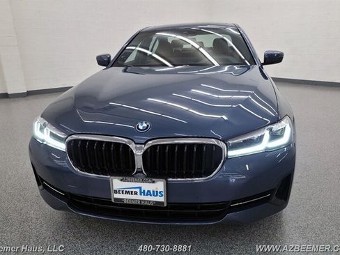 Used 2023 BMW 530e w/ Premium Package RWD image 47