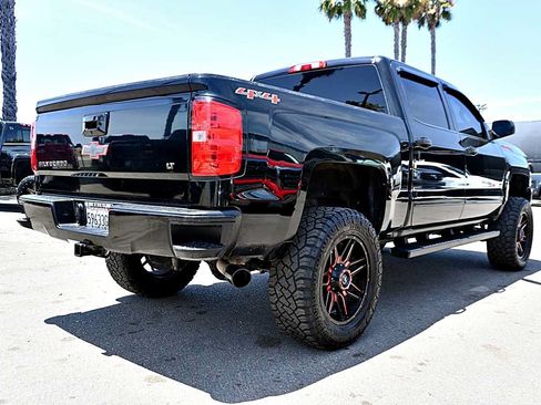 Used 2017 Chevrolet Silverado 1500 LT w/ Trailering Package AWD/4WD image 7