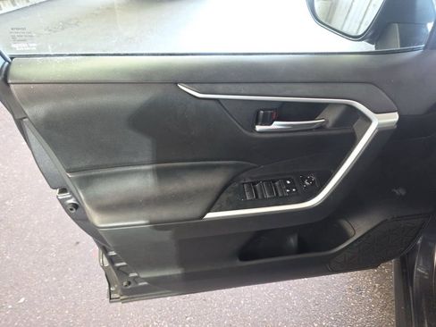Used 2019 Toyota RAV4 XLE Premium w/ All Weather Liner Package image 5