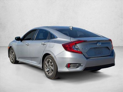 Used 2018 Honda Civic EX image 7
