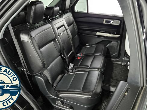 Used 2021 Ford Explorer Limited AWD/4WD image 39
