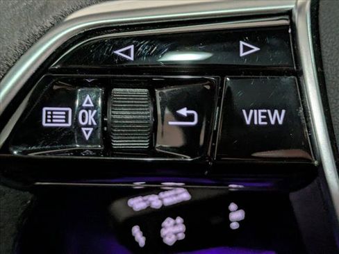 Used 2024 Audi e-tron GT Premium Plus image 30