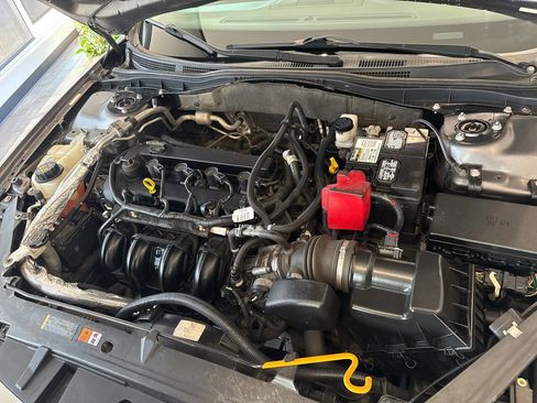 Used 2012 Ford Fusion SEL image 35