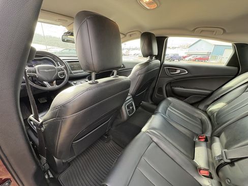 Used 2015 Chrysler 200 C w/ Navigation & Sound Group I image 18