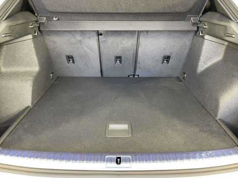 New 2025 Audi Q3 2.0T Premium image 37