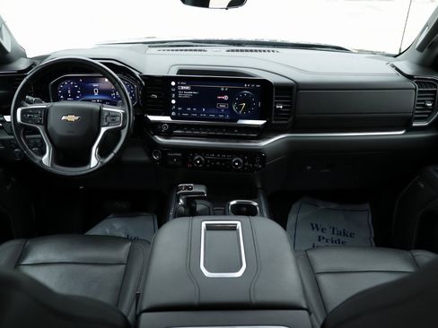 Used 2022 Chevrolet Silverado 1500 LTZ w/ Technology Package image 22