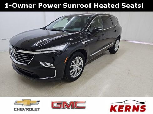 Used 2023 Buick Enclave Essence w/ Experience Buick Package image 1