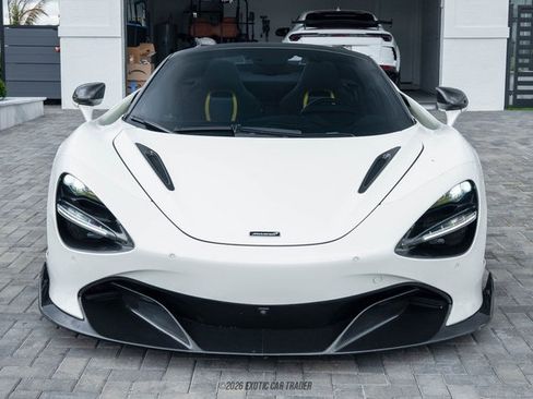 Used 2020 McLaren 720S Performance RWD image 13